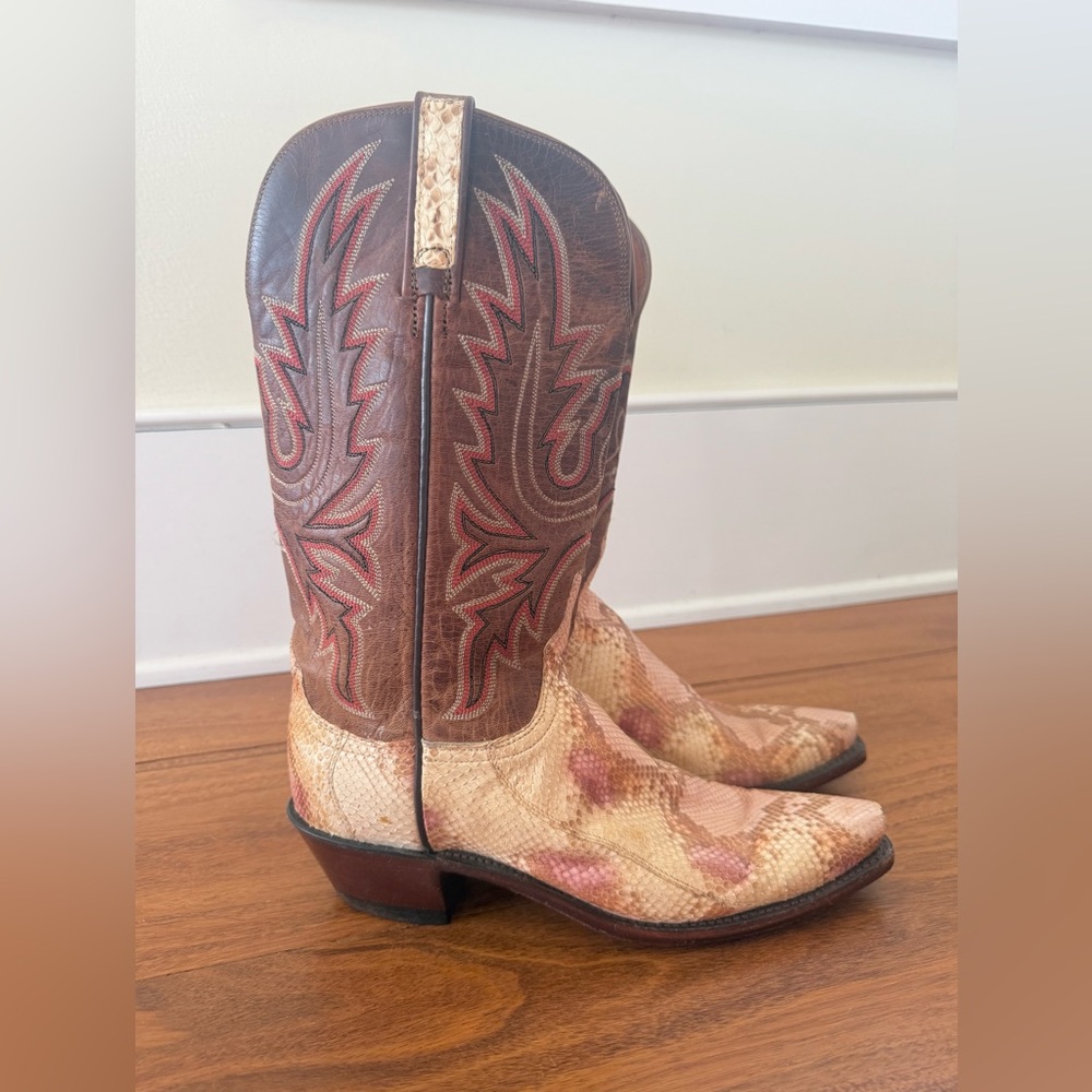 Vintage Lucchese 1883 Women’s Pink Snakeskin Cowboy Boots, Size 7 B